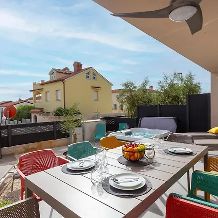 Building Osvit Apartmán Medulin