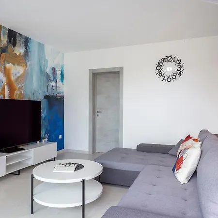 Building Osvit Apartmán Medulin