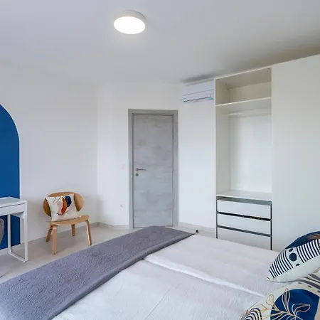 Apartmán Building Osvit